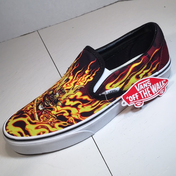 NWT Vans Classic Slip-On Samurai Rising Sneakers Men’s 9 - Picture 3 of 10